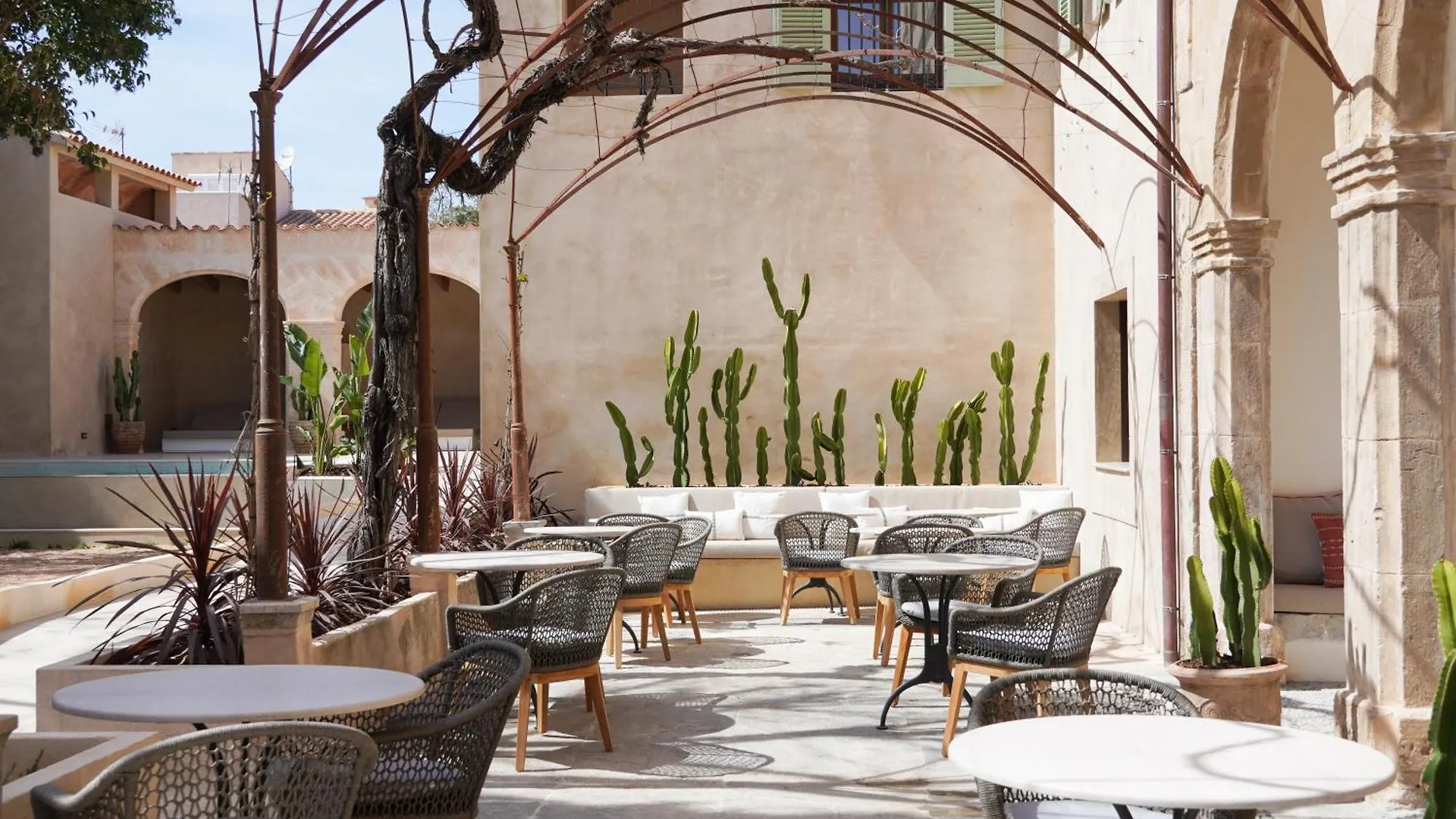 Juz De Yartan Art Hotel - Adults Only Artà